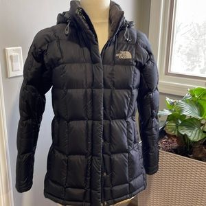 The North Face 600 Down Long Puffer Jacket
Size XS